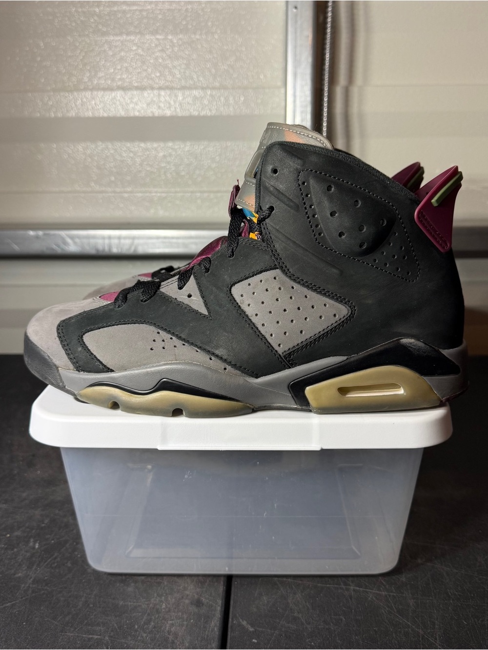 Size 10.5 - AJ 6 Bordeaux